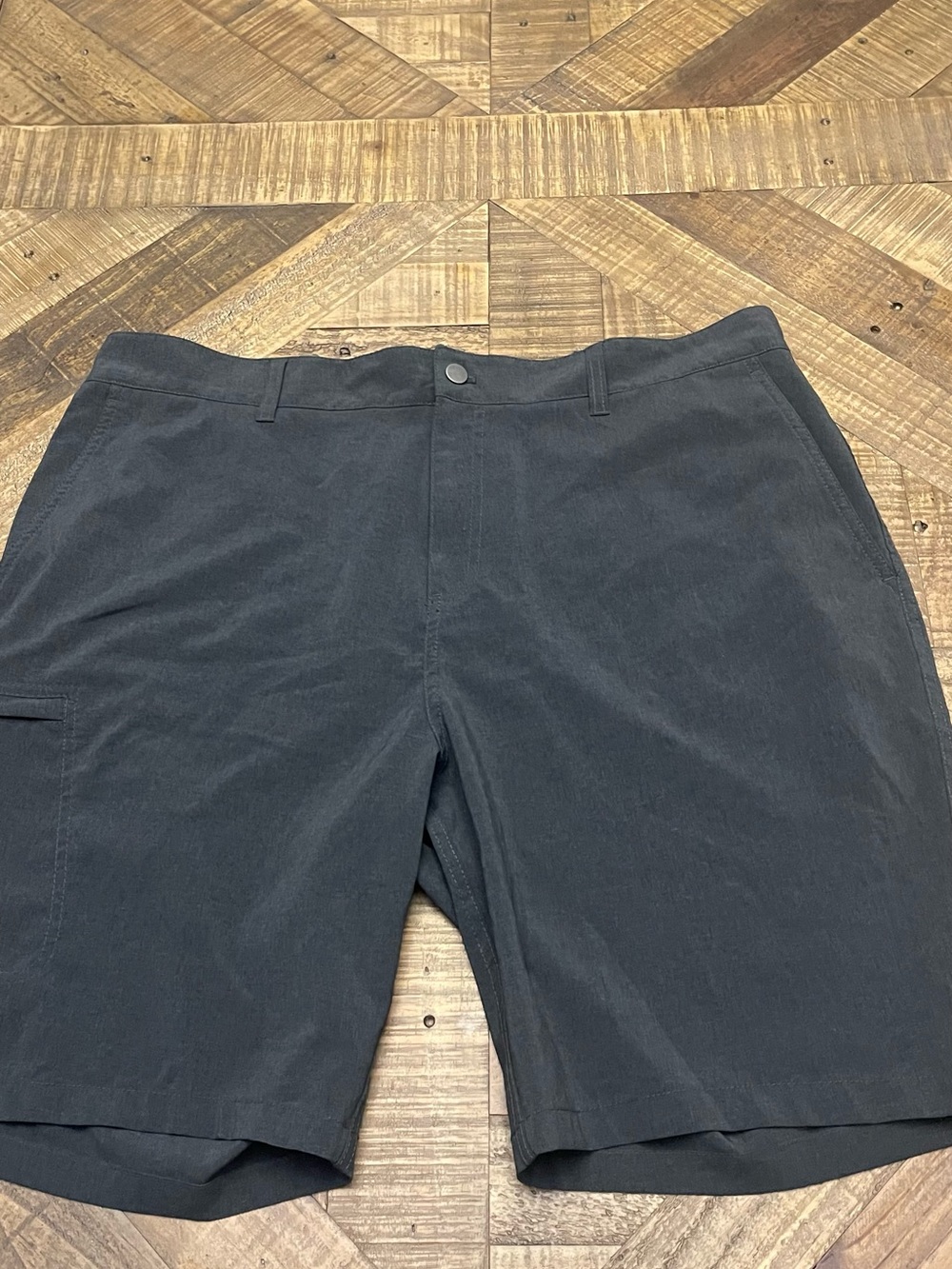 Panama Jack Men's Hybrid Performance Golf Shorts in black size 40